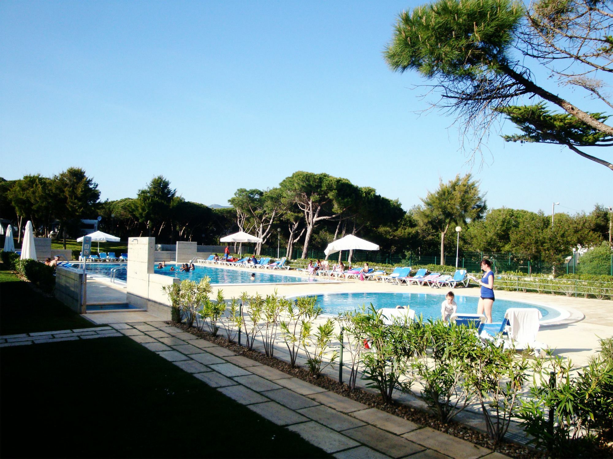 Orbitur Guincho Bungalows - Caravan Park Cascais Eksteriør billede